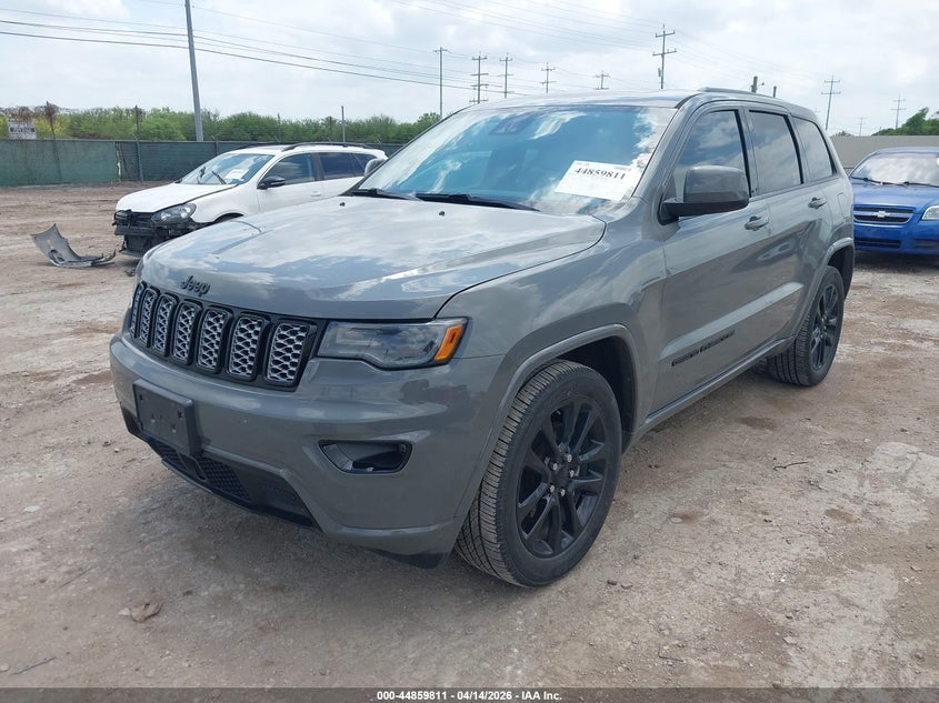 2020 Jeep Grand cherokee VIN 1C4RJEAG7LC202740 IAAI salvage auction — HAIL, Wait Title, sold $7,200 on 2026-07-29 (photo 2)