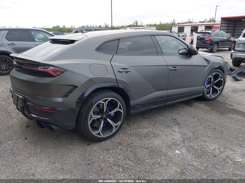 2025 Lamborghini Urus VIN ZPBUD6ZL5SLA38792 IAAI salvage auction — LEFT SIDE, Salvage Title, sold $187,500 on 2026-07-06 (photo 4)