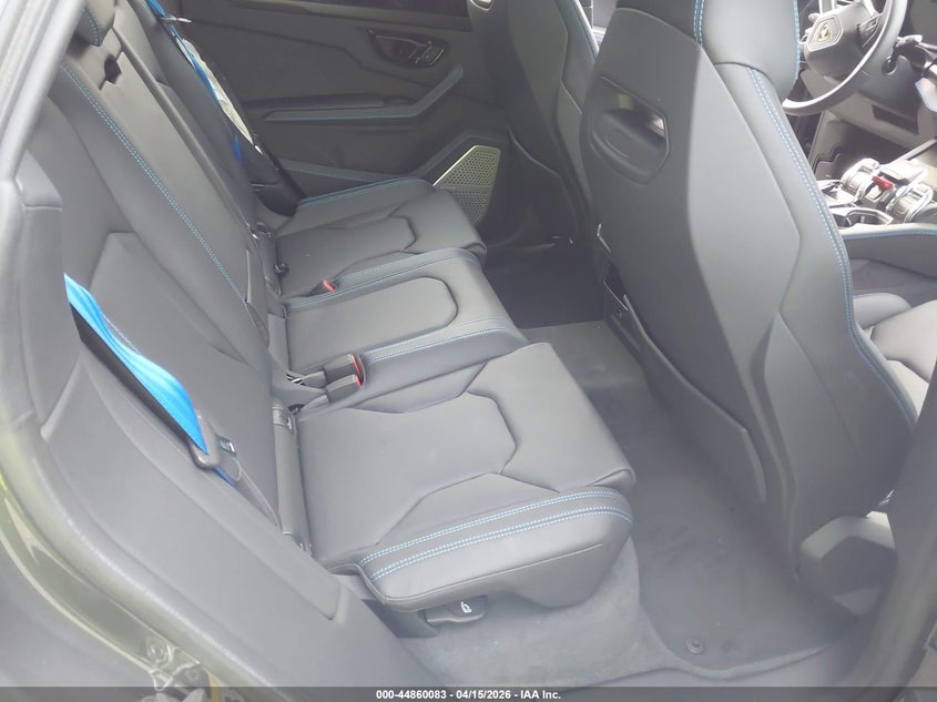 2025 Lamborghini Urus VIN ZPBUD6ZL5SLA38792 IAAI salvage auction — LEFT SIDE, Salvage Title, sold $187,500 on 2026-07-06 (photo 8)