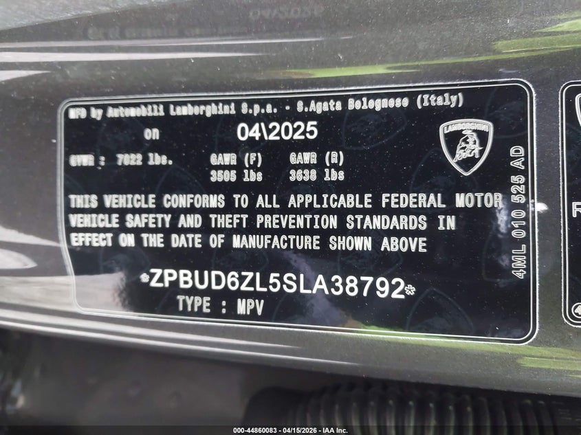 2025 Lamborghini Urus VIN ZPBUD6ZL5SLA38792 IAAI salvage auction — LEFT SIDE, Salvage Title, sold $187,500 on 2026-07-06 (photo 9)