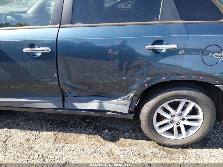 2015 Kia Sorento VIN 5XYKT3A65FG567344 IAAI salvage auction — SIDE, Clear (South Carolina), sold $1,625 on 2026-07-08 (photo 6)
