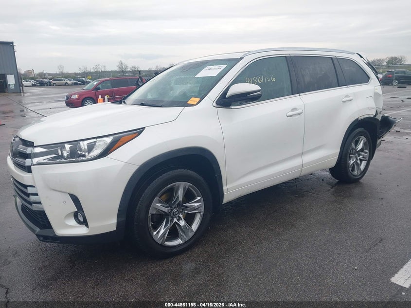 2019 Toyota Highlander VIN 5TDDZRFH1KS981691 IAAI salvage auction — REAR END, Wait Title, sold $10,100 on 2026-08-15 (photo 2)