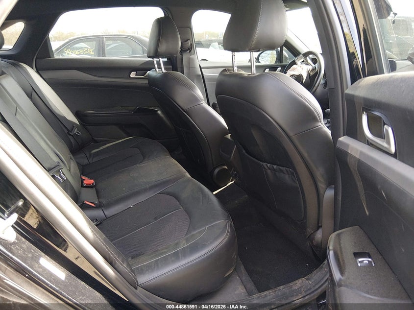 2021 Kia K5 VIN 5XXG64J24MG007235 IAAI salvage auction — FRONT END, Salvage (New Jersey), sold $2,975 on 2026-07-13 (photo 8)