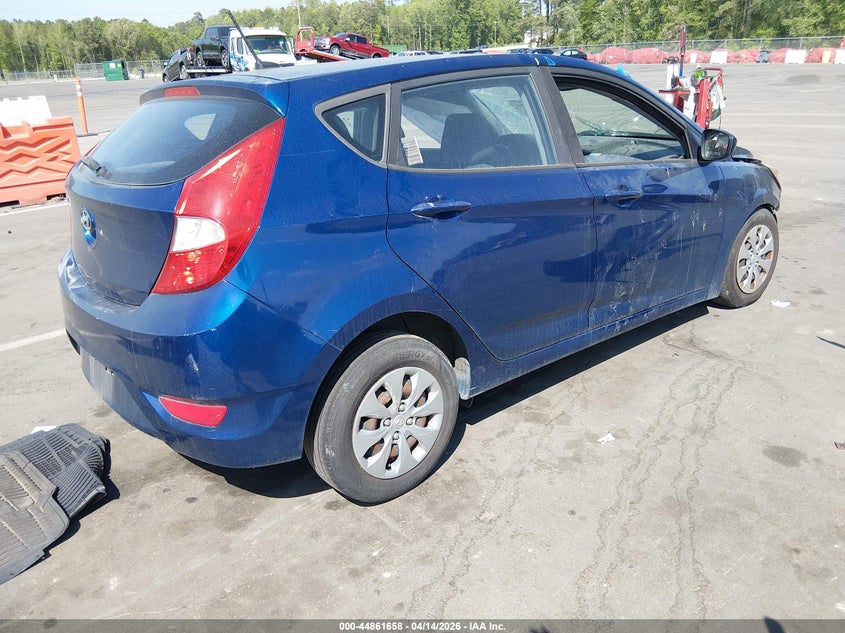 2017 Hyundai Accent VIN KMHCT5AE4HU346452 IAAI salvage auction — FRONT END, Wait Title, sold $200 on 2026-07-29 (photo 4)