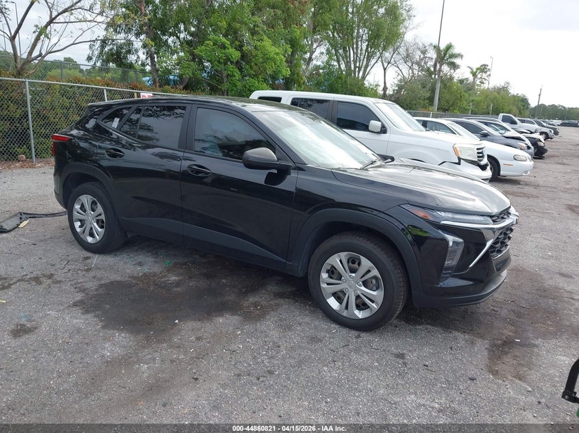 2024 Chevrolet Trax VIN KL77LFE28RC123038 IAAI salvage auction — RIGHT SIDE, Wait Title, sold $5,525 on 2026-07-13 (photo 1)