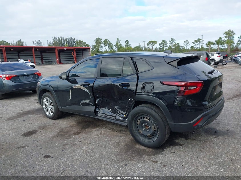 2024 Chevrolet Trax VIN KL77LFE28RC123038 IAAI salvage auction — RIGHT SIDE, Wait Title, sold $5,525 on 2026-07-13 (photo 3)