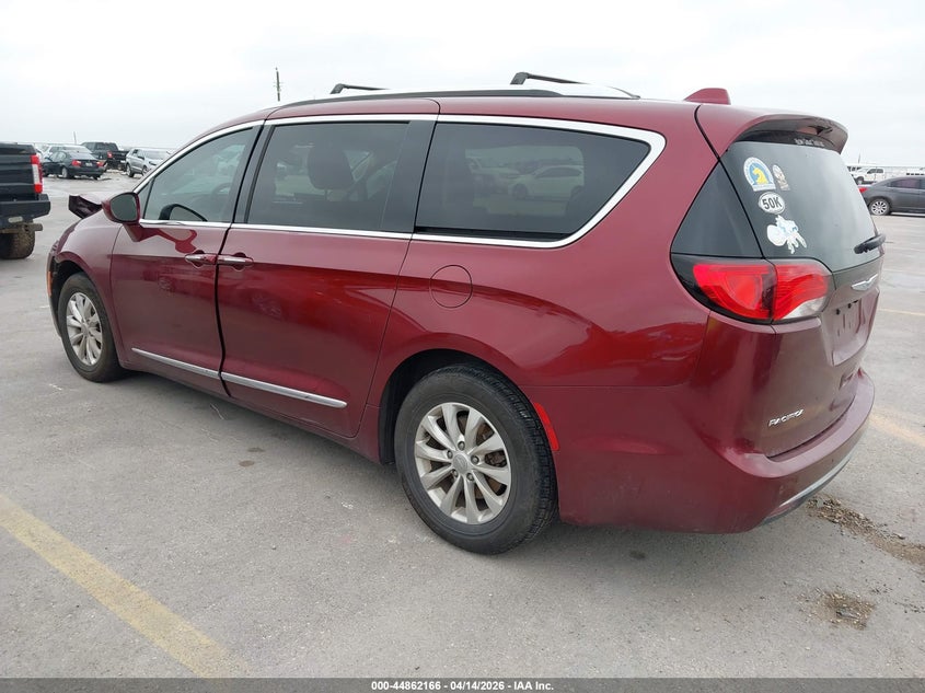 2019 Chrysler Pacifica VIN 2C4RC1BG2KR624745 IAAI salvage auction — FRONT END, Original (Texas), sold $3,050 on 2026-07-09 (photo 3)