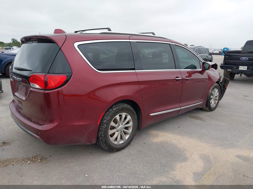 2019 Chrysler Pacifica VIN 2C4RC1BG2KR624745 IAAI salvage auction — FRONT END, Original (Texas), sold $3,050 on 2026-07-09 (photo 4)