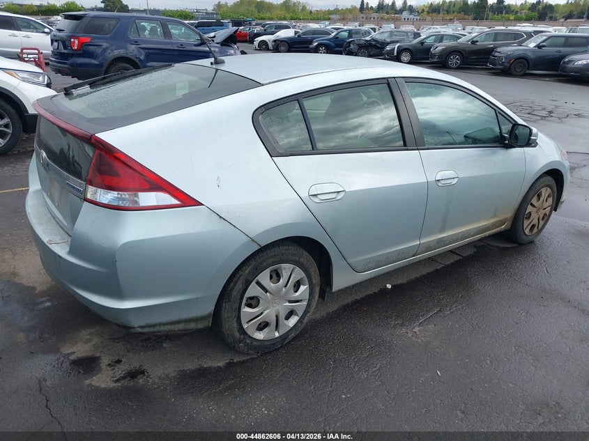 2013 Honda Insight VIN JHMZE2H54DS003173 IAAI salvage auction — RIGHT SIDE, Salvage (Oregon), sold $1,350 on 2026-07-09 (photo 4)