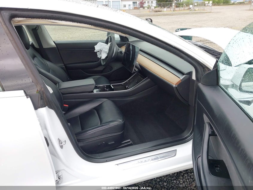 2020 Tesla Model 3 VIN 5YJ3E1EB9LF650062 IAAI salvage auction — FRONT END, Salvage (Oregon), sold $5,700 on 2026-07-31 (photo 5)