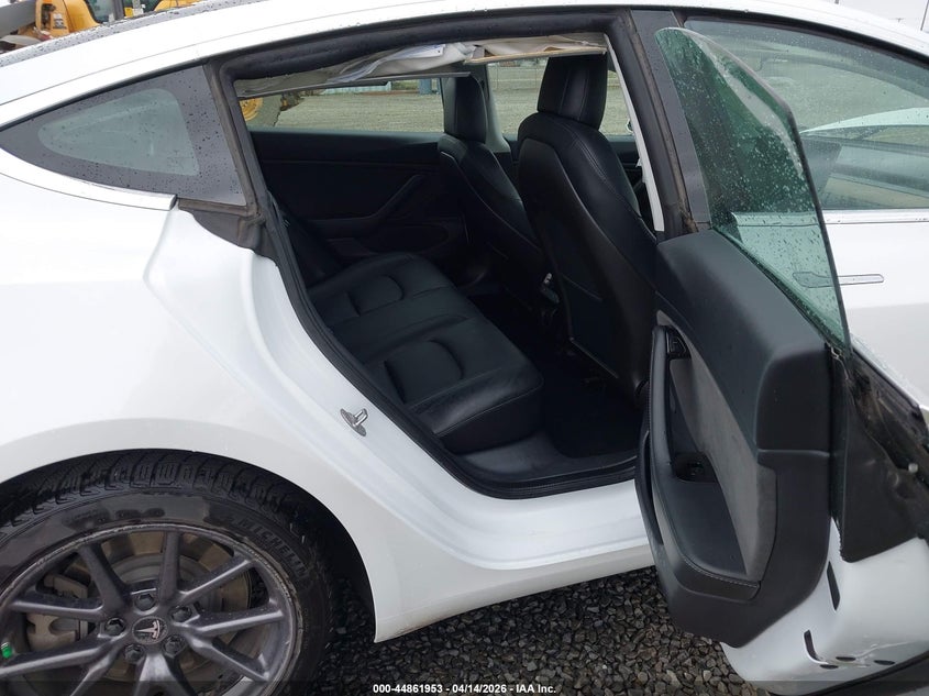 2020 Tesla Model 3 VIN 5YJ3E1EB9LF650062 IAAI salvage auction — FRONT END, Salvage (Oregon), sold $5,700 on 2026-07-31 (photo 8)