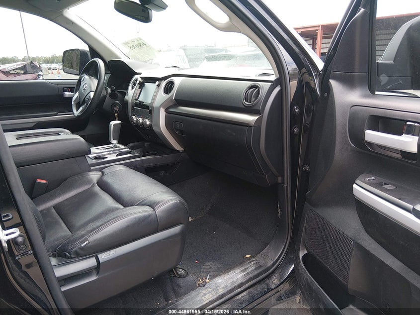 2021 Toyota Tundra VIN 5TFRY5F18MX289929 IAAI salvage auction — RIGHT SIDE, Wait Title, sold $10,750 on 2026-07-13 (photo 5)