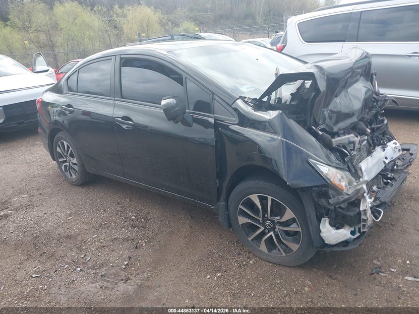 2015 Honda Civic VIN 19XFB2F82FE015516 IAAI salvage auction — FRONT END, Wait Title, sold $925 on 2026-08-23 (photo 1)
