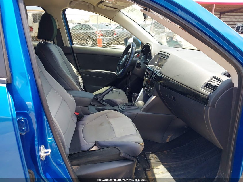 2014 Mazda Cx-5 VIN JM3KE2CY3E0304638 IAAI salvage auction — RIGHT SIDE, Salvage (Hawaii), sold $675 on 2026-07-28 (photo 5)