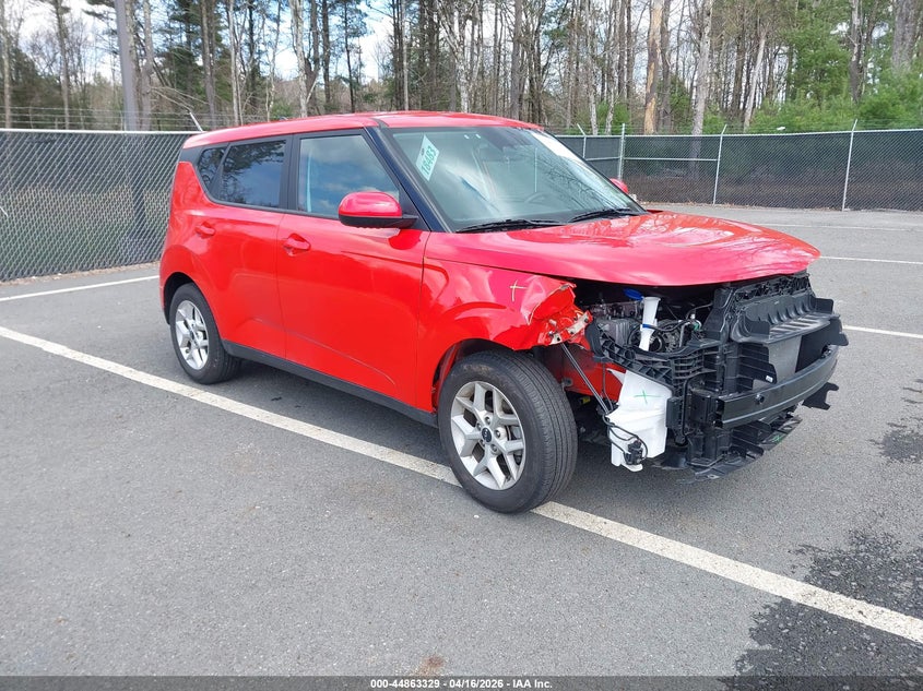 2024 Kia Soul VIN KNDJ23AU2R7221895 IAAI salvage auction — FRONT END, Wait Title, sold $4,150 on 2026-07-20 (photo 1)