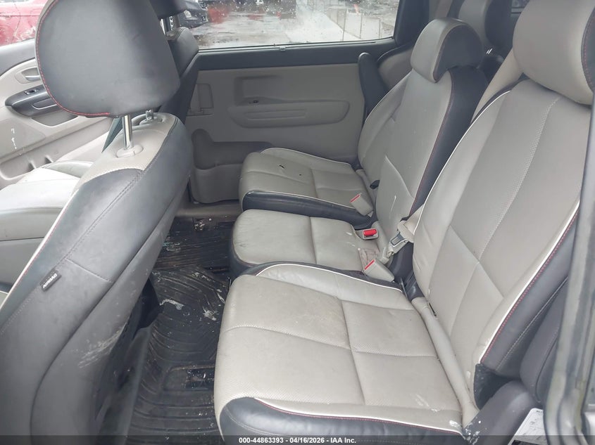 2017 Kia SEDONA VIN KNDMB5C12H6250068 IAAI salvage auction — FRONT END, Clear (Indiana), sold $750 on 2026-07-28 (photo 8)