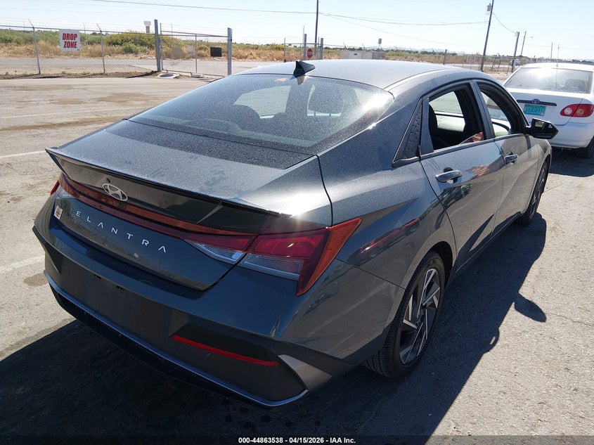 2025 Hyundai Elantra VIN KMHLM4DG2SU978166 IAAI salvage auction — LEFT SIDE, Wait Title, sold $6,225 on 2026-07-08 (photo 4)
