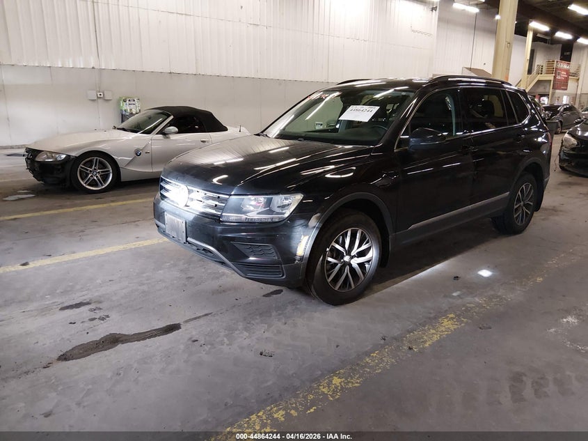 2020 Volkswagen Tiguan VIN 3VV2B7AX0LM058183 IAAI salvage auction — REAR END, Salvage (Oregon), sold $6,950 on 2026-07-09 (photo 2)