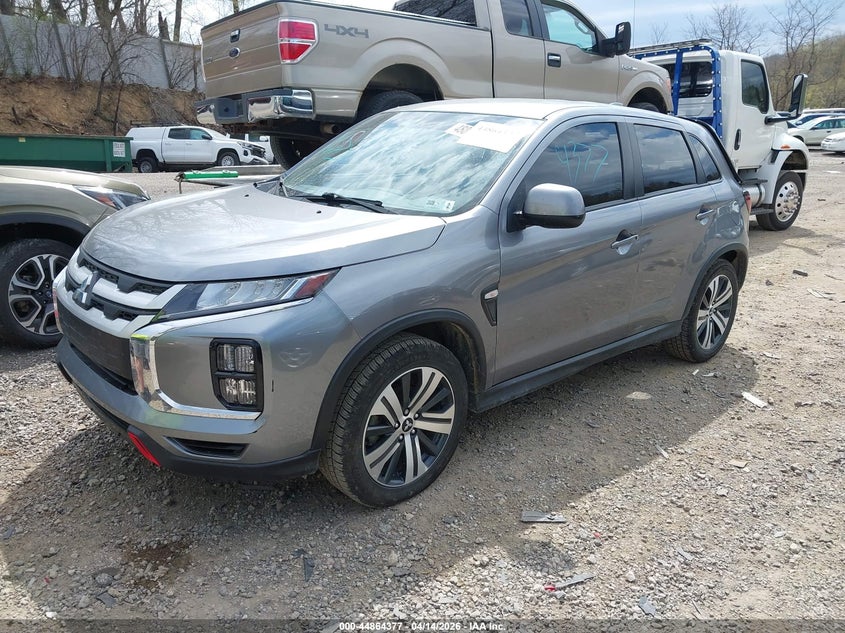 2024 Mitsubishi Outlander VIN JA4ARUAU6RU002080 IAAI salvage auction — REAR END, Salvage (West Virginia), sold $5,600 on 2026-07-07 (photo 2)