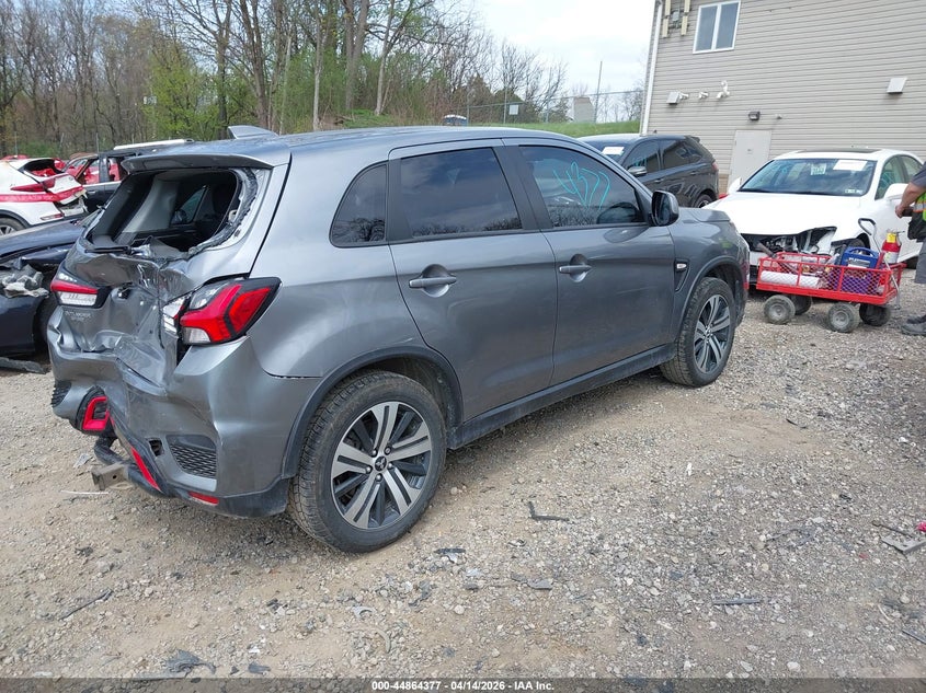 2024 Mitsubishi Outlander VIN JA4ARUAU6RU002080 IAAI salvage auction — REAR END, Salvage (West Virginia), sold $5,600 on 2026-07-07 (photo 4)