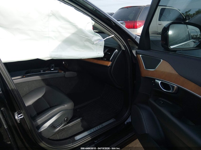 2023 Volvo Xc90 VIN YV4062PN8P1991431 IAAI salvage auction — RIGHT REAR, Wait Title, sold $14,350 on 2026-08-13 (photo 5)