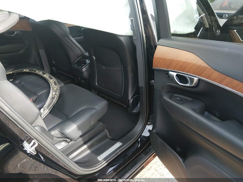 2023 Volvo Xc90 VIN YV4062PN8P1991431 IAAI salvage auction — RIGHT REAR, Wait Title, sold $14,350 on 2026-08-13 (photo 8)