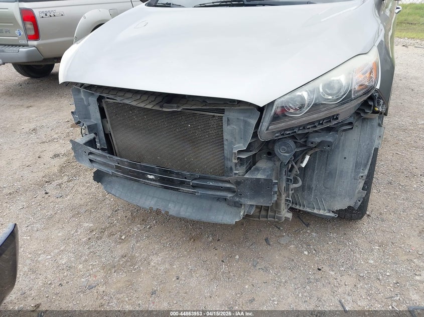 2019 Kia Sorento VIN 5XYPG4A33KG520443 IAAI salvage auction — FRONT END, Wait Title, sold $25 on 2026-07-28 (photo 6)
