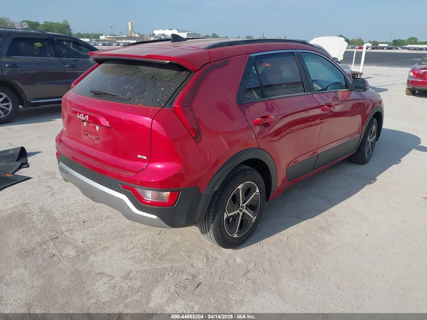 2025 Kia Niro VIN KNDCR3LE7S5292330 IAAI salvage auction — LEFT SIDE, Salvage (Illinois), sold $8,700 on 2026-07-07 (photo 4)