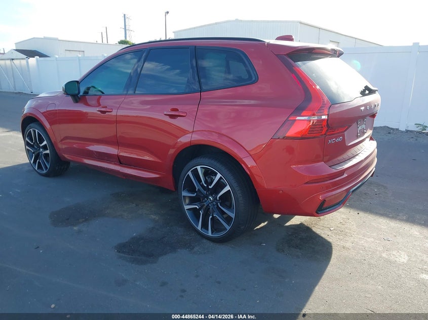 2024 Volvo Xc60 VIN YV4H60DM4R1941521 IAAI salvage auction — FRONT END, Rebuildable (Florida), sold $24,725 on 2026-07-06 (photo 3)