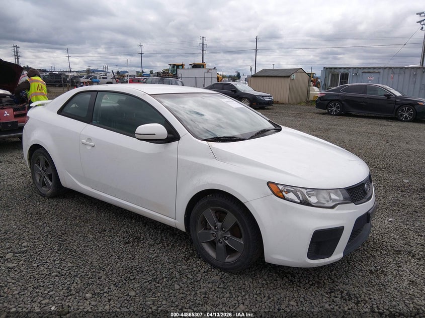 2012 Kia Forte VIN KNAFU6A28C5606300 IAAI salvage auction — NORMAL WEAR, Wait Title, sold $675 on 2026-07-29 (photo 1)