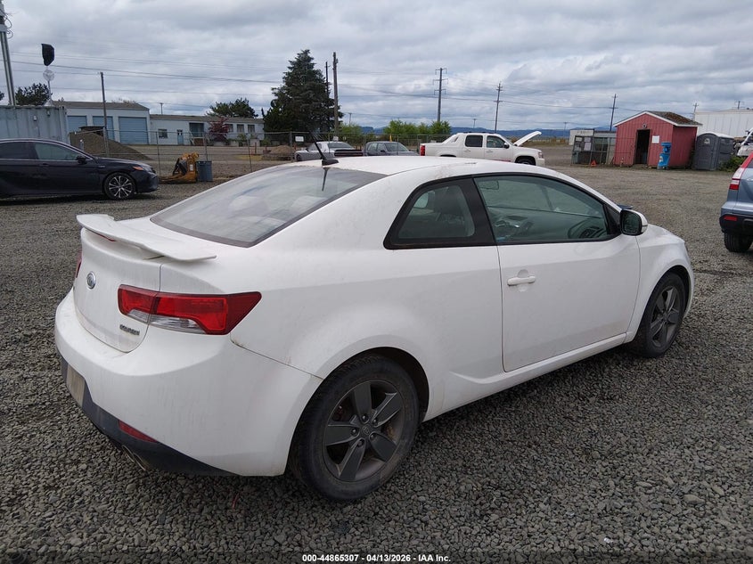 2012 Kia Forte VIN KNAFU6A28C5606300 IAAI salvage auction — NORMAL WEAR, Wait Title, sold $675 on 2026-07-29 (photo 4)