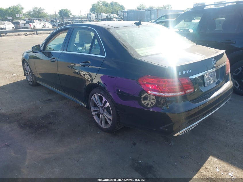 2014 Mercedes-benz E-klasse VIN WDDHF5KB1EA780093 IAAI salvage auction — RIGHT FRONT, Wait Title, sold $2,100 on 2026-08-10 (photo 3)
