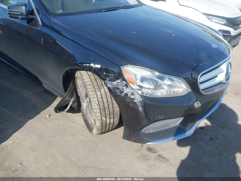 2014 Mercedes-benz E-klasse VIN WDDHF5KB1EA780093 IAAI salvage auction — RIGHT FRONT, Wait Title, sold $2,100 on 2026-08-10 (photo 6)