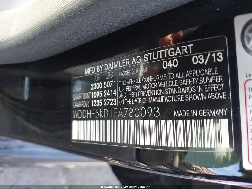 2014 Mercedes-benz E-klasse VIN WDDHF5KB1EA780093 IAAI salvage auction — RIGHT FRONT, Wait Title, sold $2,100 on 2026-08-10 (photo 9)