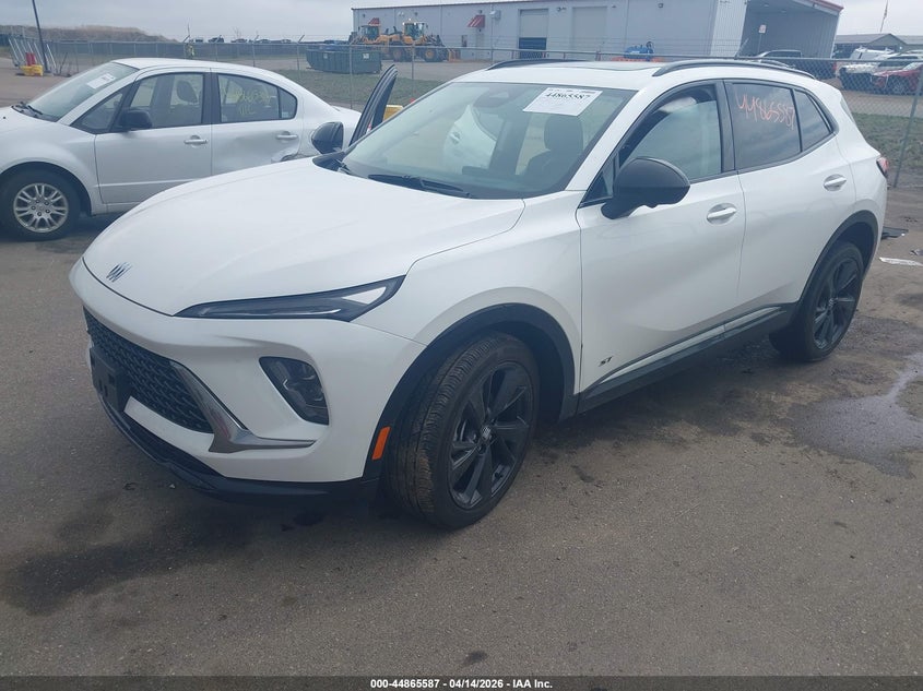 2025 Buick Envision VIN LRBFZLE43SD027720 IAAI salvage auction — RIGHT FRONT, Wait Title, sold $10,100 on 2026-07-20 (photo 2)