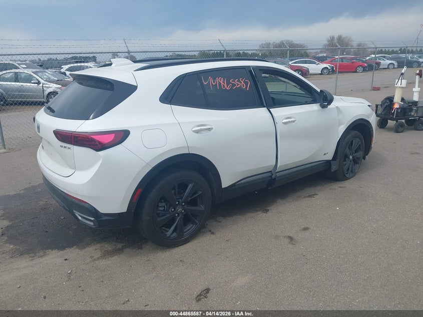 2025 Buick Envision VIN LRBFZLE43SD027720 IAAI salvage auction — RIGHT FRONT, Wait Title, sold $10,100 on 2026-07-20 (photo 4)
