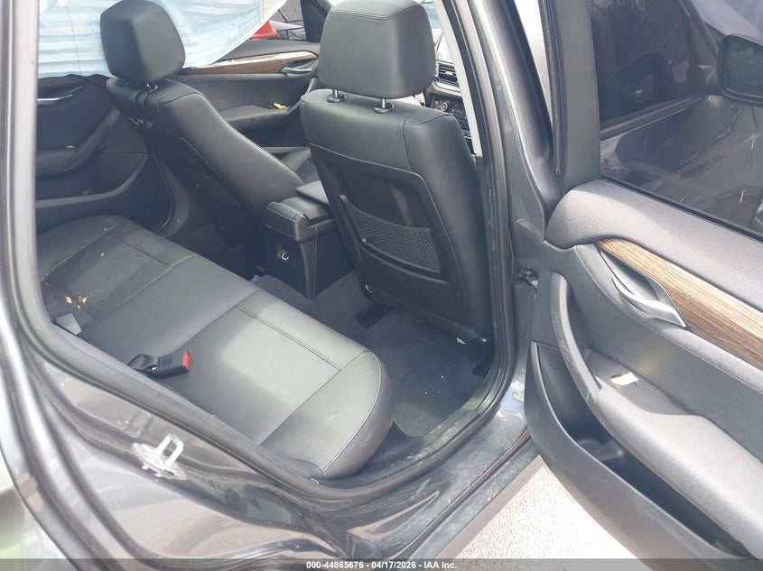 2015 BMW X1 VIN WBAVL1C55FVY41430 IAAI salvage auction — LEFT & RIGHT, Salvage Title, sold $25 on 2026-07-30 (photo 8)