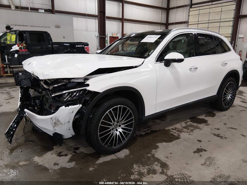 2025 Mercedes-benz Glc VIN W1NKM4HB0SF361084 IAAI salvage auction — FRONT END, Wait Title, sold $17,025 on 2026-07-13 (photo 2)