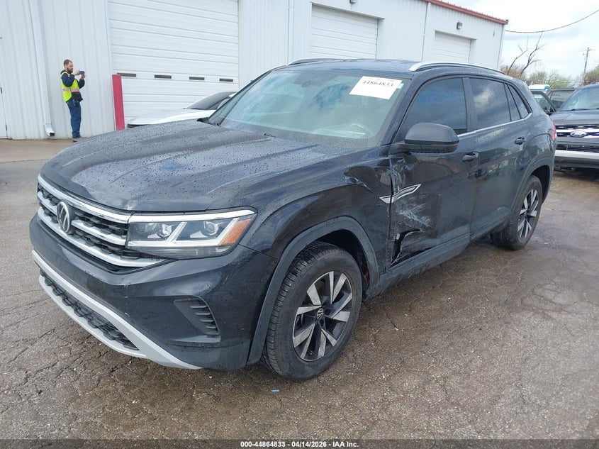 2021 Volkswagen Atlas cross sport VIN 1V2DC2CA3MC215268 IAAI salvage auction — LEFT SIDE, Salvage Title, sold $7,500 on 2026-07-28 (photo 2)