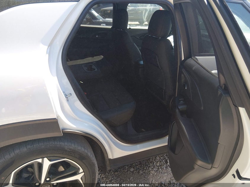 2022 Chevrolet Trailblazer VIN KL79MTSL9NB108615 IAAI salvage auction — FRONT END, Wait Title, sold $3,550 on 2026-07-07 (photo 8)
