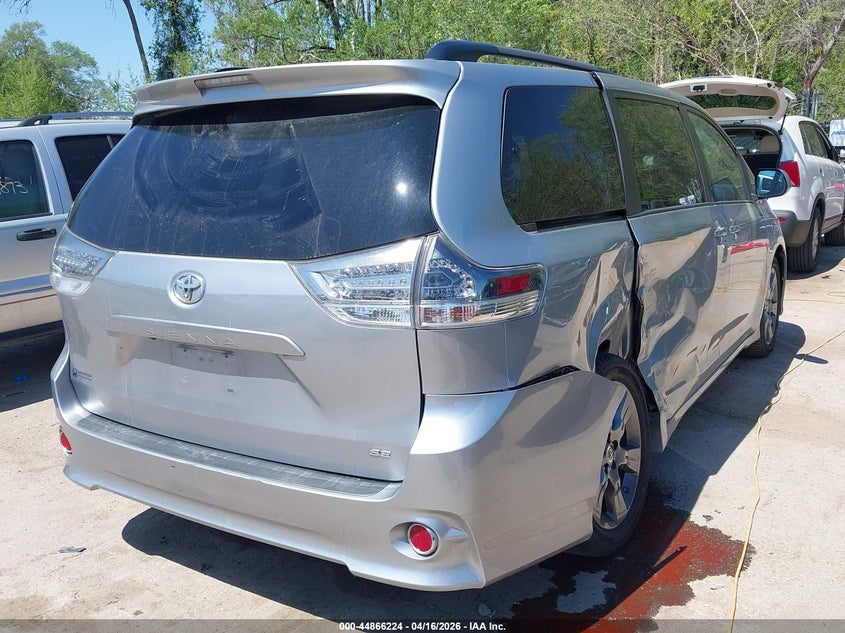 2016 Toyota Sienna VIN 5TDXK3DC9GS749935 IAAI salvage auction — RIGHT REAR, Clear (Kansas), sold $3,400 on 2026-07-15 (photo 4)