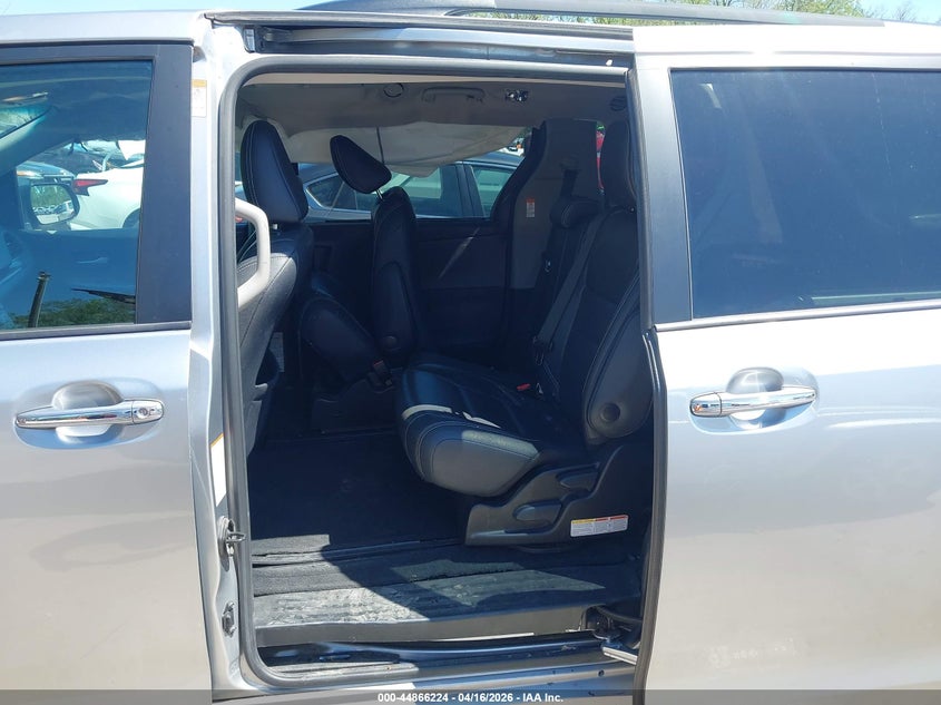 2016 Toyota Sienna VIN 5TDXK3DC9GS749935 IAAI salvage auction — RIGHT REAR, Clear (Kansas), sold $3,400 on 2026-07-15 (photo 8)