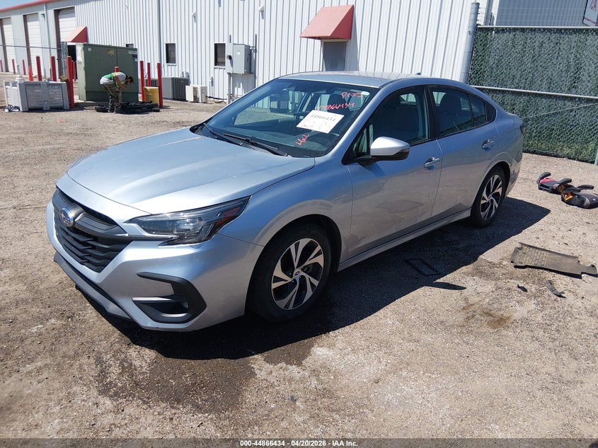 2023 Subaru LEGACY VIN 4S3BWAD60P3010905 IAAI salvage auction — HAIL, Clear (Kansas), sold $9,950 on 2026-08-07 (photo 2)