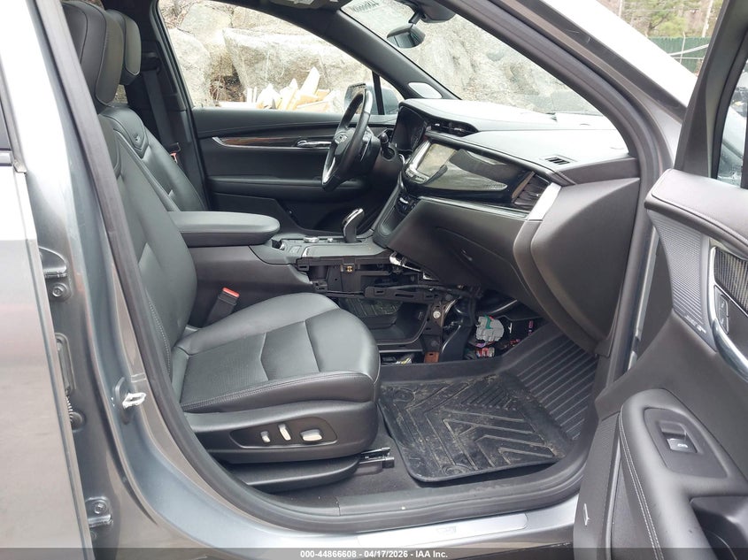 2020 Cadillac Xt6 VIN 1GYKPGRS5LZ136734 IAAI salvage auction — ELECTRICAL, Salvage Title, sold $8,200 on 2026-07-21 (photo 5)