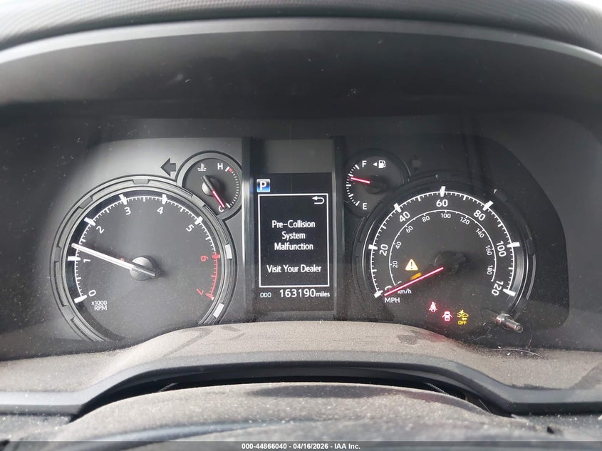2021 Toyota 4runner VIN JTEEU5JR0M5238844 IAAI salvage auction — FRONT END, Wait Title, sold $10,200 on 2026-07-09 (photo 7)