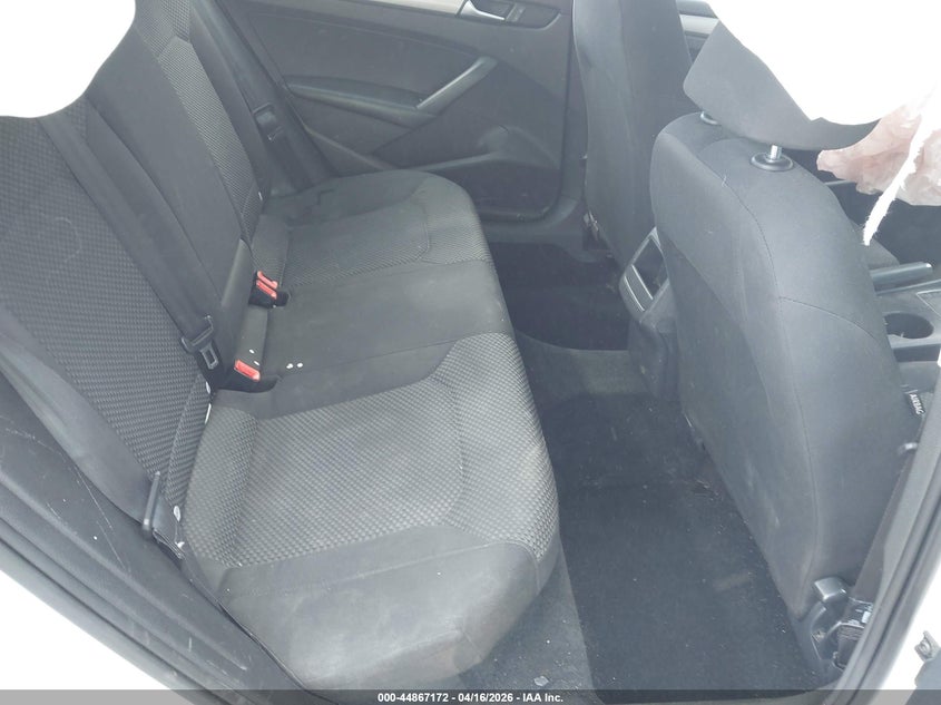 2014 Volkswagen Passat VIN 1VWAP7A31EC026689 IAAI salvage auction — FRONT END, Salvage Title, sold $325 on 2026-07-09 (photo 8)