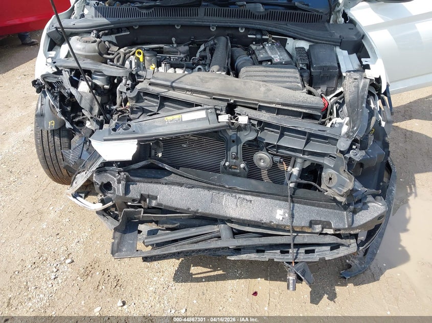 2020 Volkswagen Jetta VIN 3VWEB7BU0LM062649 IAAI salvage auction — FRONT END, Salvage Title, sold $2,300 on 2026-07-21 (photo 6)