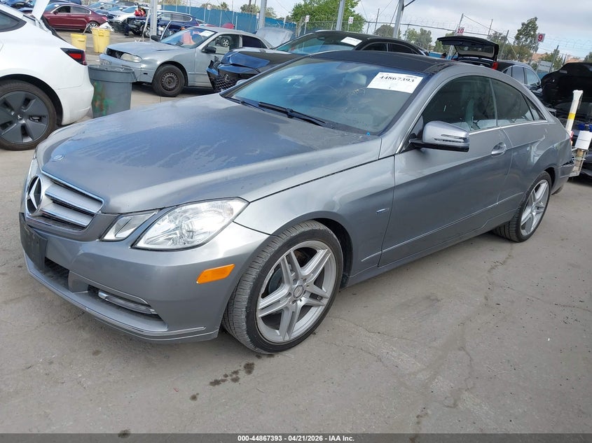 2012 Mercedes-benz E-klasse VIN WDDKJ5KB2CF161345 IAAI salvage auction — REAR END, Salvage (California), sold $2,350 on 2026-08-02 (photo 2)