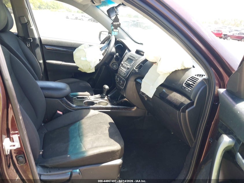 2014 Kia Sorento VIN 5XYKT3A60EG473094 IAAI salvage auction — FRONT END, Wait Title, sold $625 on 2026-07-27 (photo 5)
