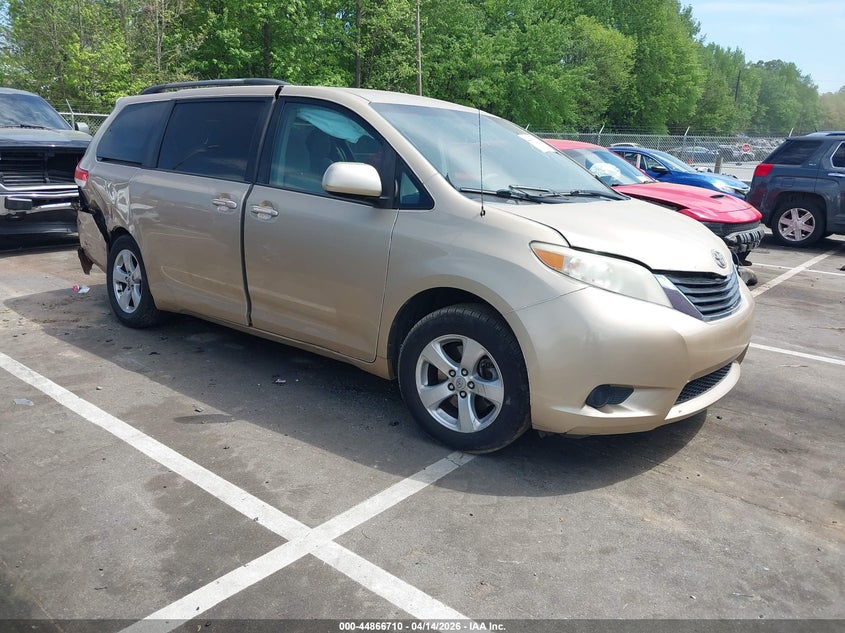 2012 Toyota Sienna VIN 5TDKK3DC0CS215310 IAAI salvage auction — RIGHT REAR, Wait Title, sold $950 on 2026-07-09 (photo 1)